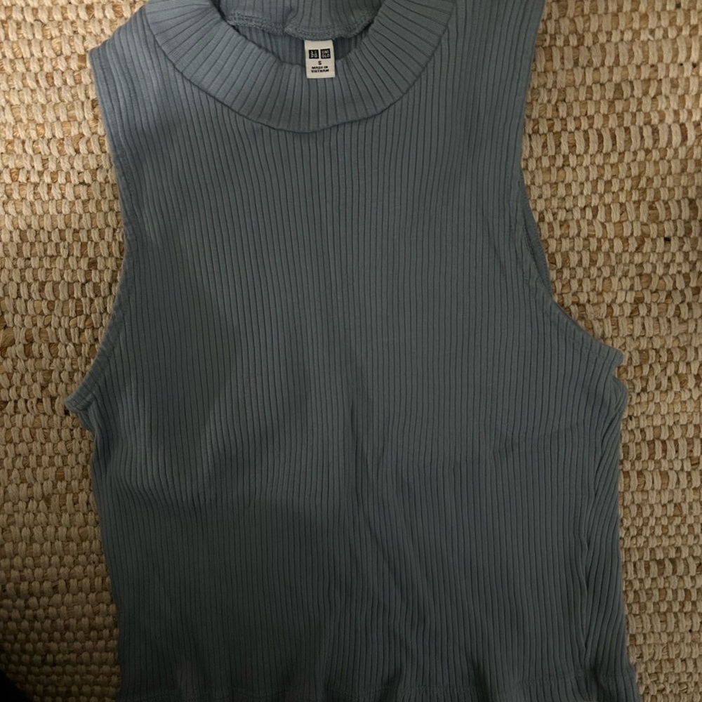 Uniqlo Ribbed Tank Top Blue